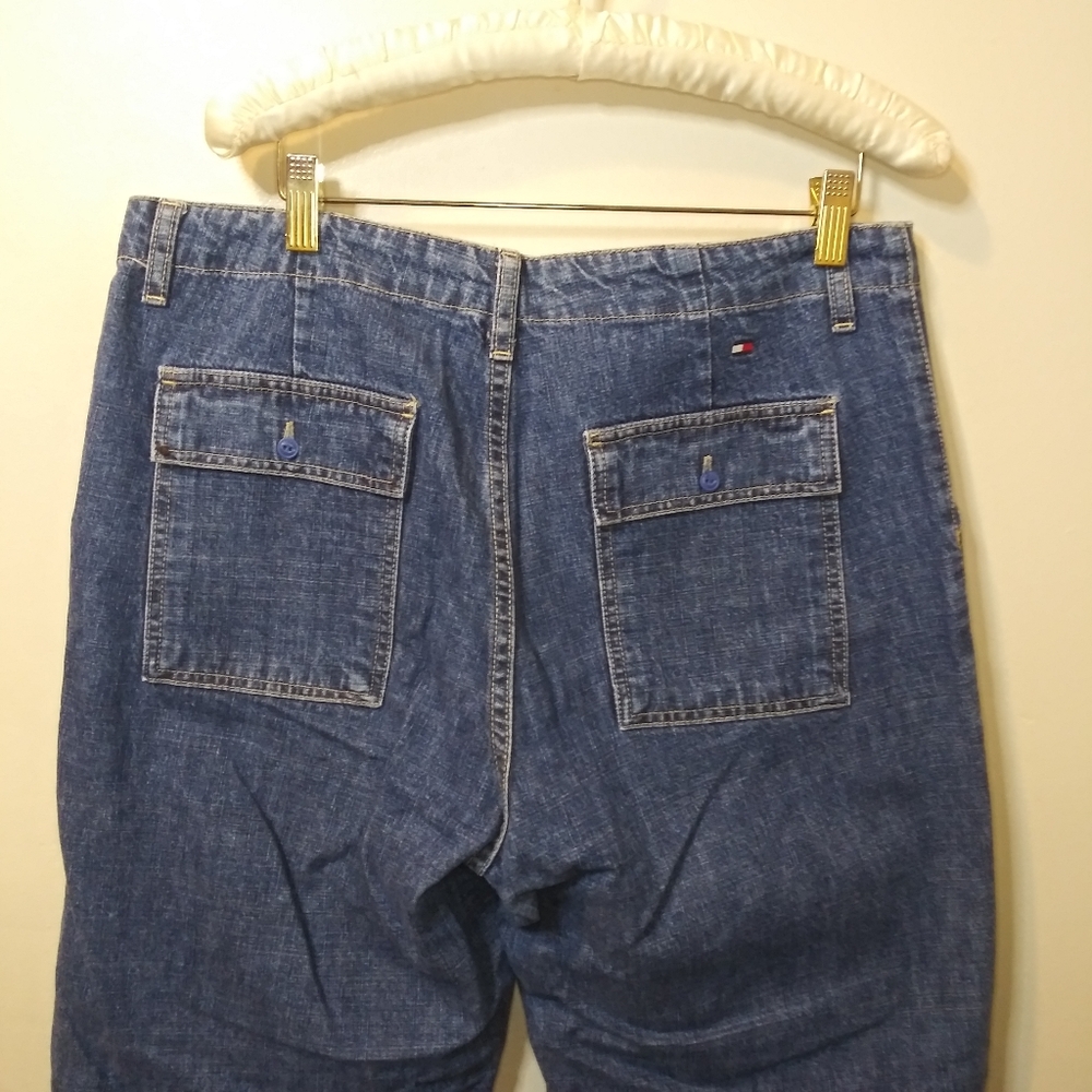 Vintage 2002 Tommy Hilfiger Wide Leg, High Waisted Medium Wash Cargo Jeans - Picture 5 of 10
